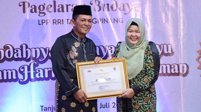 Hadiri Pisah Sambut Kepala RRI Tanjungpinang, Gubernur Ansar Tegaskan Peran Strategis RRI sebagai Jembatan Informasi