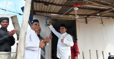 Seluruh Ibu Kota Kecamatan di Kepri Kini Terang 24 Jam, Ini Kata Gubernur Ansar