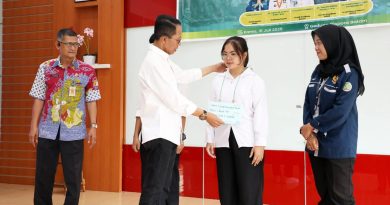 Walikota Batam Amsakar Dorong Mahasiswa HMKB Tanjungpinang Jadi Generasi Cerdas dan Berintegritas