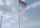 Petani Dompak Kibarkan Merah Putih di Tengah Lahan Pertanian