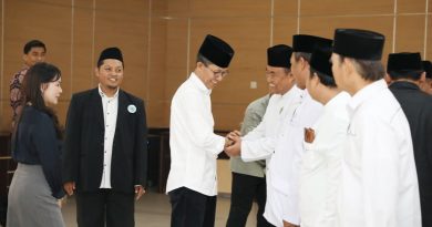 Wali Kota Batam Amsakar Hadiri Tasyakuran Milad ke-50 MUI
