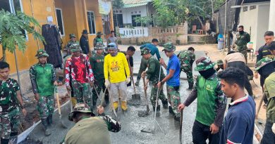 Tak Kenal Libur, Semangat Satgas TMMD Kodim 0316/Batam dan Warga Sambau Bangun Jalan Baru