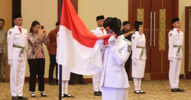 Gubernur Ansar Kukuhkan 33 Paskibraka Kepri 2025, Siap Kibarkan Merah Putih di HUT ke-80 RI