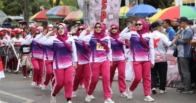 Seru Banget, 310 Regu Meriahkan Lomba Gerak Jalan di Batam