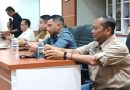 Ketua PWI Kepri Cak Saibansah Paparkan Hukum Pers Kepada Kepala Sekolah Se-Kota Batam