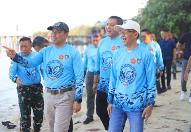 Peserta Kepri Fun Fishing Dilepas Kepala Staf Komando Gabungan Wilayah I Laksmana Muda TNI Haris Bima Bayuseto