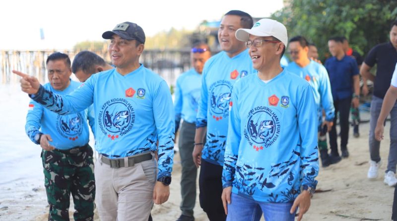 Peserta Kepri Fun Fishing Dilepas Kepala Staf Komando Gabungan Wilayah I Laksmana Muda TNI Haris Bima Bayuseto