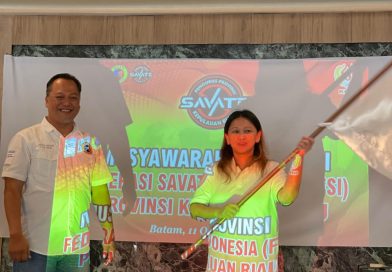 Wow….Cewek Jagoan PimpinBeladiri Savate Kepri