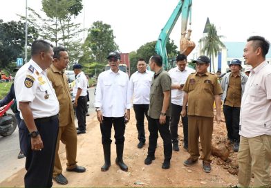 Wako Batam Amsakar Tuntaskan Banjir di Simpang Helm, Bangun Box Culvert hingga Peningkatan Jalan