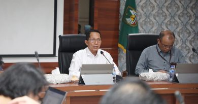 Pemko Batam dan KPK RI Gelar Rapat Evaluasi MCSP 2025, Amsakar Gesa Percepatan Pemenuhan Dokumen.