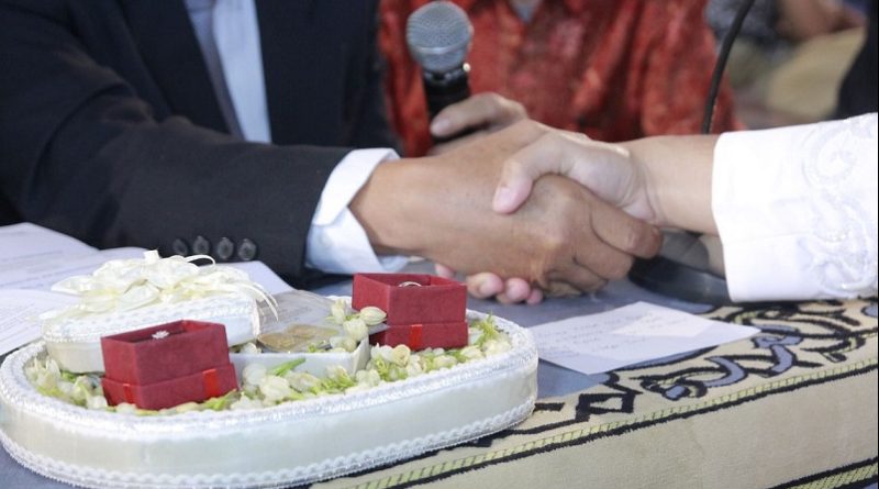 Tidak Mengerti Bahasa Arab saat Akad Nikah, Apakah Pernikahannya Sah?