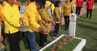 Golkar Tanjungpinang Ziarah Makam Para Sesepuh
