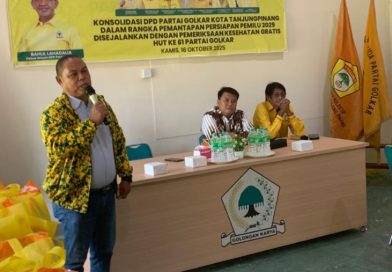 HUT ke 61 Tahun, Golkar Tanjungpinang Laksanakan Bakti Sosial dan Berbagi Sembako