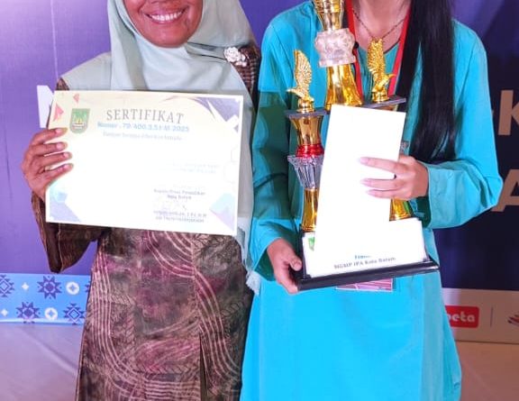 Anak Pulau Berprestasi: Jocelyn, Siswi SMPN 1 Batam, Raih Juara 2 Olimpiade Sains