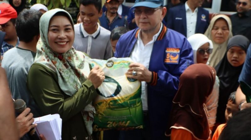 Bukan Pesta, Tapi Cinta: NasDem Kepri Peringati HUT ke-14 Lewat Ziarah, Doa, dan Kepedulian Bukan Pesta, Tapi Cinta: NasDem Kepri Peringati HUT ke-14 Lewat Ziarah, Doa, dan Kepedulian