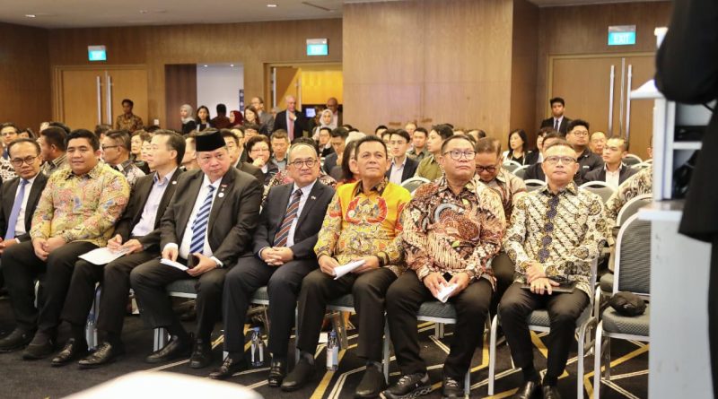 Batam Sampaikan Komitmen Investasi USD 10 Miliar pada Forum Bisnis di Singapura