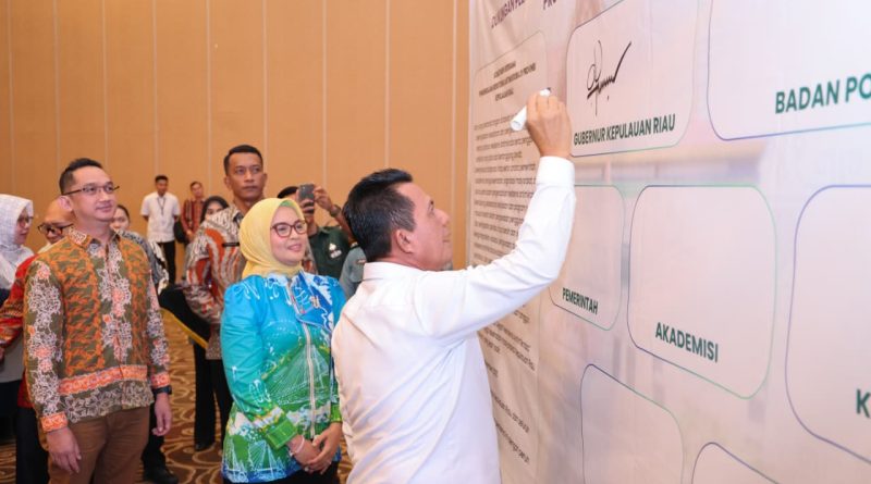 Gubernur Ansar Ahmad Hadiri World Antimicrobial Awareness Week 2025 di Tanjungpinang