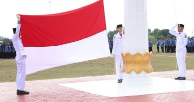 Wagub Nyanyang Pimpin Upacara HUT ke-54 KORPRI: Tegaskan Profesionalisme ASN di Era Transformasi Digital