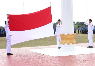 Wagub Nyanyang Pimpin Upacara HUT ke-54 KORPRI: Tegaskan Profesionalisme ASN di Era Transformasi Digital Wagub Nyanyang Pimpin Upacara HUT ke-54 KORPRI: Tegaskan Profesionalisme ASN di Era Transformasi Digital