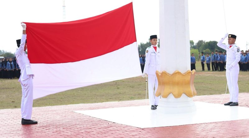 Wagub Nyanyang Pimpin Upacara HUT ke-54 KORPRI: Tegaskan Profesionalisme ASN di Era Transformasi Digital Wagub Nyanyang Pimpin Upacara HUT ke-54 KORPRI: Tegaskan Profesionalisme ASN di Era Transformasi Digital