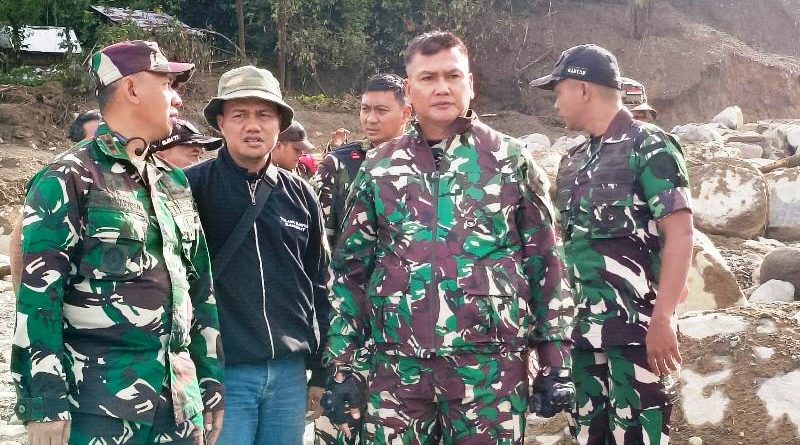 Ketika Jenderal Turun ke Tanah Bencana Menyaksikan Dari Dekat Upaya Pemulihan di Agam