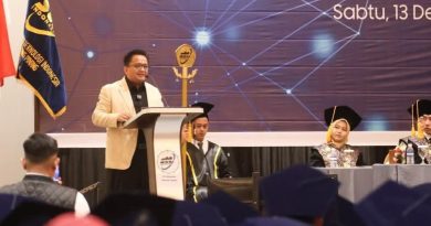 Masih Muda, Bergelar Doktor, Dr Ade Angga Ajak Wisudawan STTI Tanjungpinang Jadi Technopreneur Masa Depan