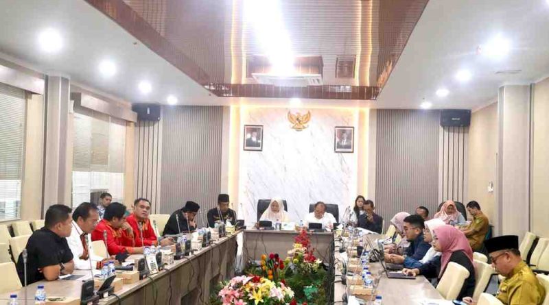 Merawat Jati Diri Melayu, Bapemperda DPRD Batam Serap Aspirasi Lewat FGD Ranperda LAM