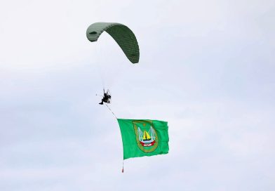 Parade Pelajar dan Air Show Warnai Nostalgia Nongsa pada HJB ke-196, Amsakar Ajak Warga Refleksi dan Perkuat Kebersamaan