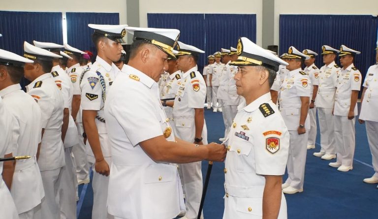 Mantan Wartawan Jabat Kadispen Kodaeral IV