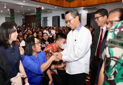 Pastikan Kenyamanan Umat Kristiani saat Malam Natal, Amsakar-Li Claudia dan Aparat Tinjau Gereja di Kota Batam