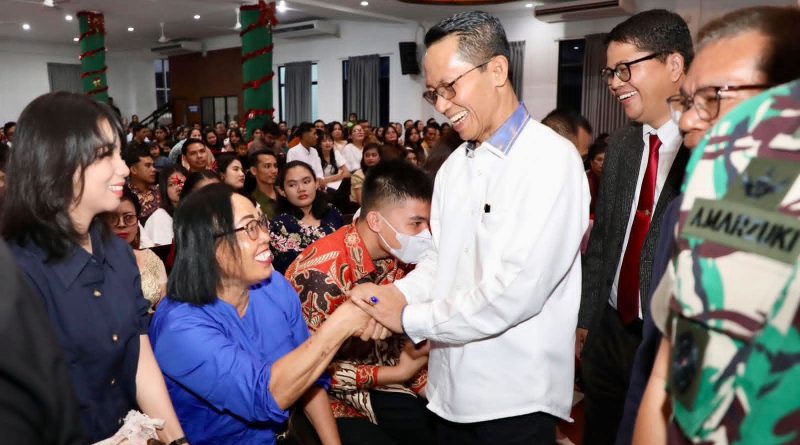 Pastikan Kenyamanan Umat Kristiani saat Malam Natal, Amsakar-Li Claudia dan Aparat Tinjau Gereja di Kota Batam
