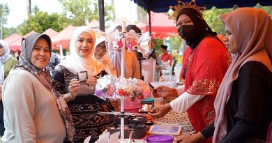 Dari Laut ke Budaya, Nenny Nyanyang Buka Wondersea Kampung Bugis Party