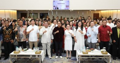 Hadiri Perayaan Natal Bersama, Amsakar Ajak Pegawai Bangun Energi Kolektif