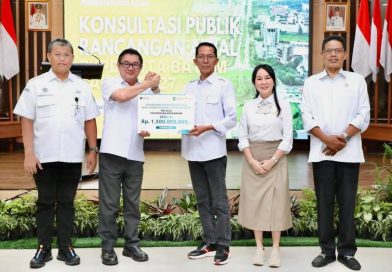 Amsakar-Li Claudia Apresiasi Kepedulian Warga dan Dunia Usaha Batam terhadap Korban Bencana di Sumatra