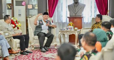 Pemko Batam Salurkan Bantuan Rp4,5 Miliar Lebih untuk Sumbar, Diserahkan Langsung ke Gubernur Mahyeldi