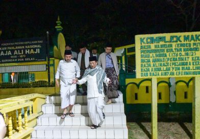Menyusuri Jejak Sejarah dan Iman di Pulau Penyengat, Menag RI Safari Subuh Bersama Gubernur Kepri