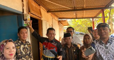 Program Kepri Terang Hadir di Kampung Tembesi Sidomulyo, Listrik 24 Jam Menyalakan Harapan Warga