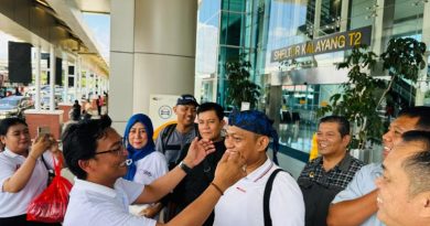 SMSI Pusat Sambut Kedatangan Rombongan SMSI Kepri di Bandara Soekarno-Hatta