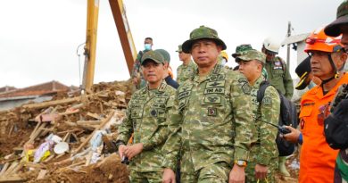 Panglima TNI Tinjau Lokasi Longsor Cisarua