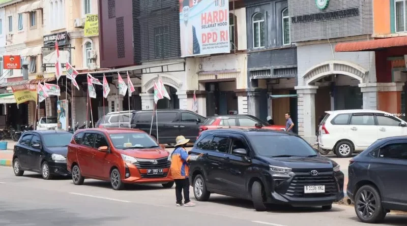 Kepulauan Riau Tetap Beri Insentif PKB dan BBNKB 2026, Ansar Ahmad: Komitmen Ringankan Beban Masyarakat Kepulauan Riau Tetap Beri Insentif PKB dan BBNKB 2026, Ansar Ahmad: Komitmen Ringankan Beban Masyarakat