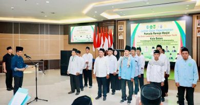 Bangun Generasi Muda Masjid, Amsakar Buka LDK BKPRMI di Batam