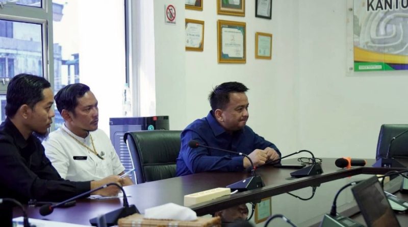 Kunjungi Kantor BPJS Kesehatan, Ade Angga Soroti Peran PPIP di Faskes Rujukan