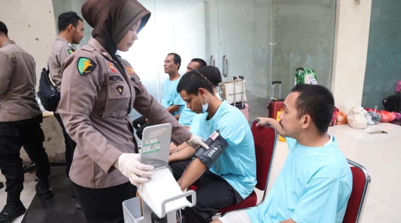 Langkah Humanis di Pintu Perbatasan, 150 PMI Dipulangkan Melalui Batam