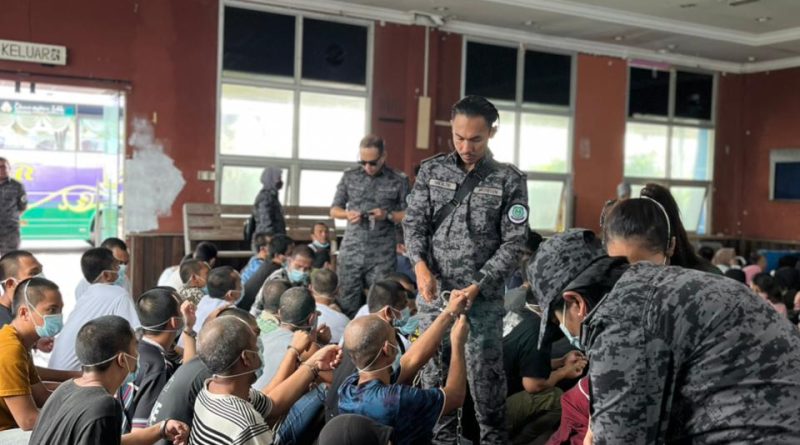 Ibu Hamil 7 Bulan dan Penderita Sakit Berat Diprioritaskan, KJRI Johor Bahru Kawal Pemulangan 267 WNI/PMI Ibu Hamil 7 Bulan dan Penderita Sakit Berat Diprioritaskan, KJRI Johor Bahru Kawal Pemulangan 267 WNI/PMI