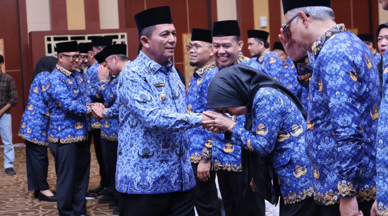 Martin Luther Maromon Jadi Staf Ahli, Guntur Sakti Pimpin Satpol PP Kepri