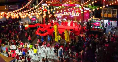 Gubernur Ansar Hadiri Malam Penyambutan Imlek Kuda Api 2577/2026 Bersama Ribuan Warga di Kota Tua Tanjungpinang