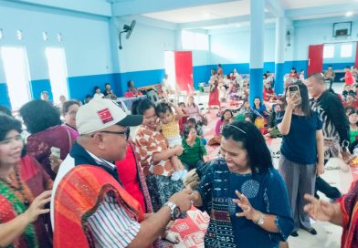 Walikota Tanjungpinang Lis Hadiri Pesta Bonataon Naipospos