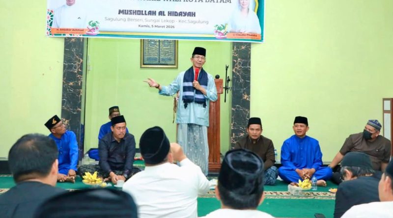 Safari Ramadan di Sagulung, Amsakar Perkuat Silaturahmi dan Bantu Musala Al Hidayah