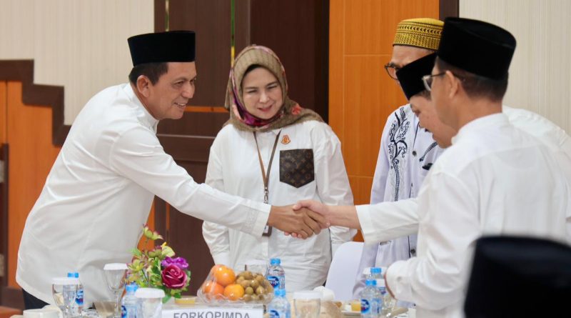 Buka Puasa Bersama Keluarga Besar Pengadilan Tinggi Kepri