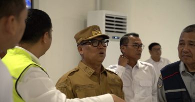 Pastikan Pelayanan Transportasi Optimal, Wagub Nyanyang Sidak Pelabuhan dan Bandara